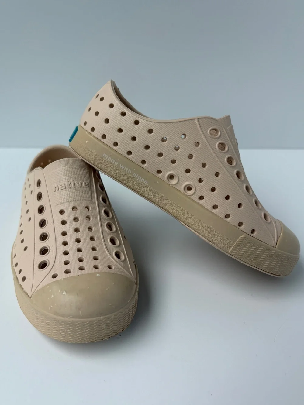 Native Jefferson Bio-Based Made with Algae Sneakers Beige Unisex Kids Toddler C8